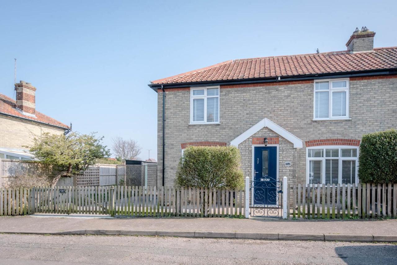 Swifts, Southwold Villa ภายนอก รูปภาพ